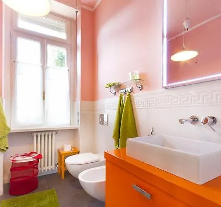 54b Apartment *